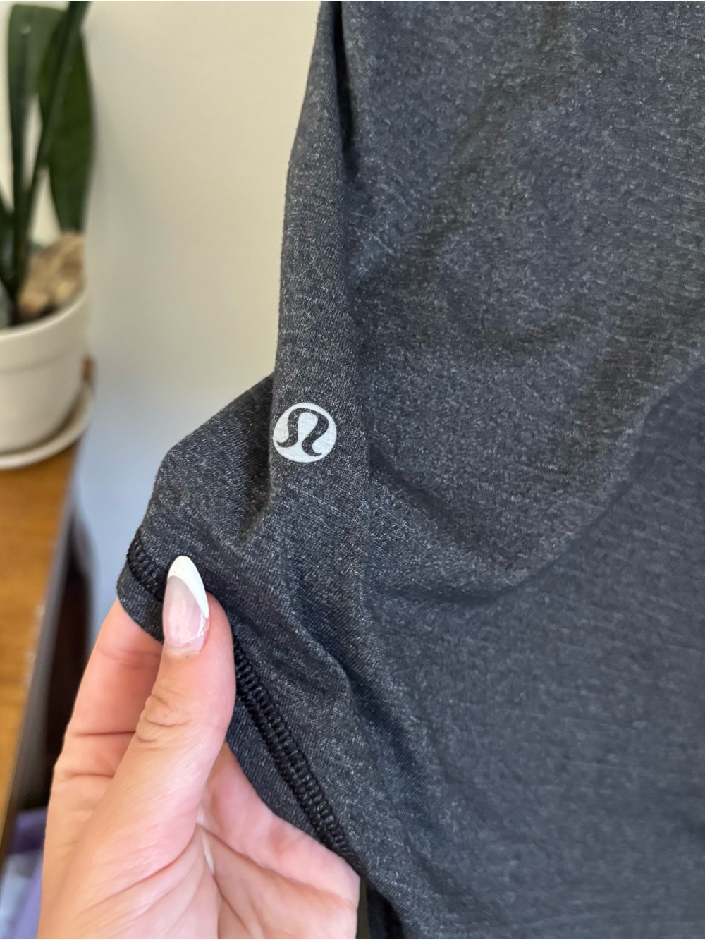 lululemon athletica women’s Charcoal Performance Shirt